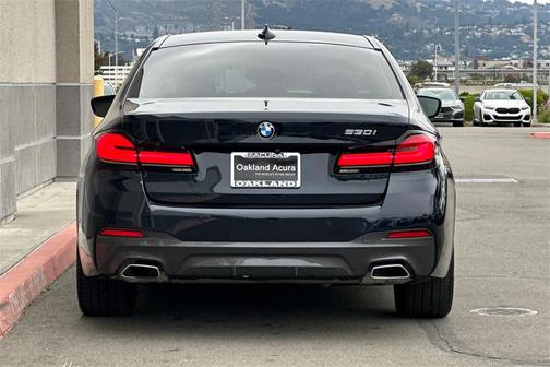 2021 BMW 530 530i
