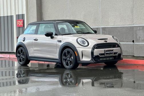 2023 MINI Hardtop Cooper S