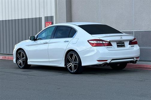 2017 Honda Accord Sport SE