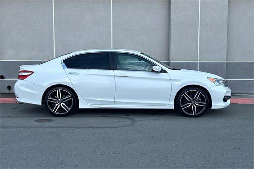 2017 Honda Accord Sport SE