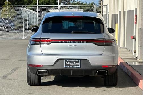 2019 Porsche Macan Base