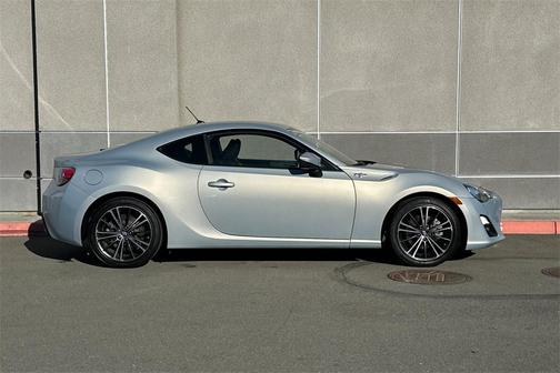 2013 Scion FR-S Base