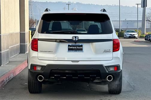 2023 Honda Passport AWD Elite