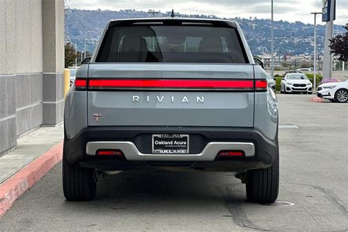 2024 Rivian R1T Adventure