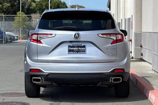 Solar Silver Metallic 2026 Acura RDX Technology Package