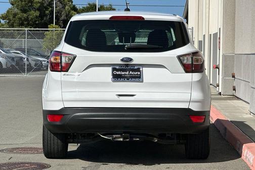 Oxford White 2017 Ford Escape S