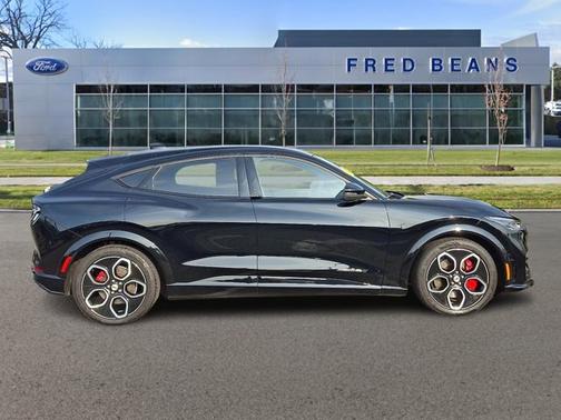 2022 Ford Mustang Mach-E GT