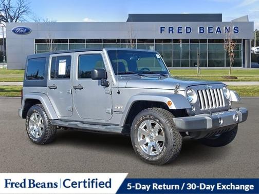 2016 Jeep Wrangler Unlimited SAHARA
