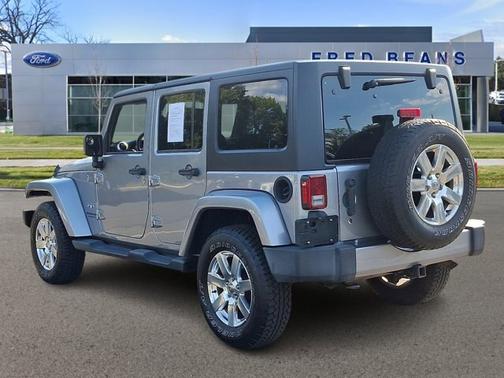 2016 Jeep Wrangler Unlimited SAHARA