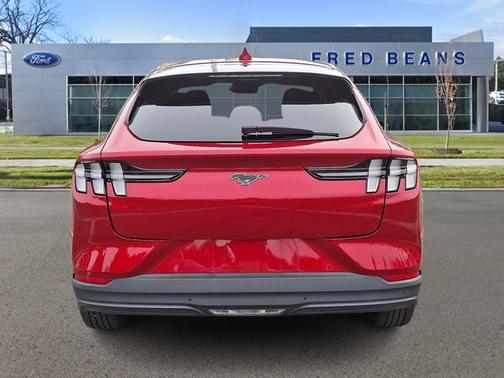 2021 Ford Mustang Mach-E SELECT