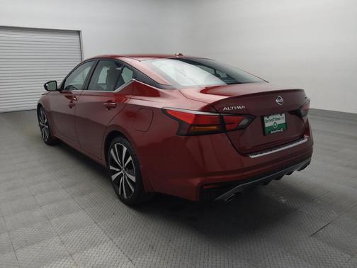 2022 Nissan Altima SR FWD