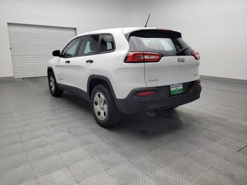 2016 Jeep Cherokee Sport
