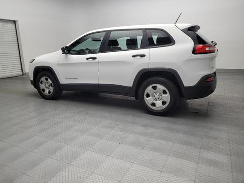 2016 Jeep Cherokee Sport