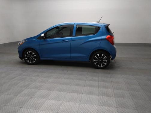 Summit White 2021 Chevrolet Spark 1LT