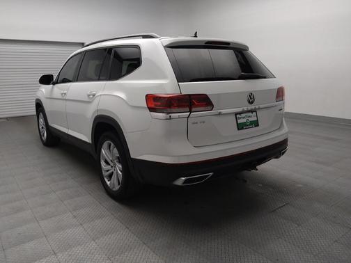 White 2021 Volkswagen Atlas 3.6L SE w/Technology