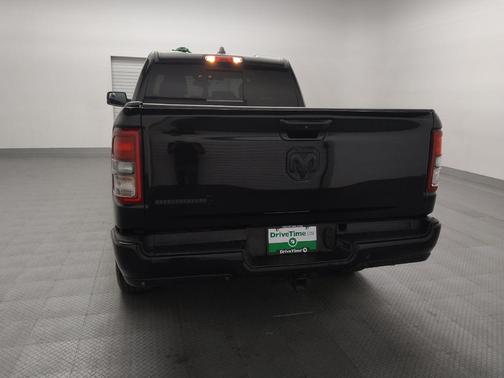 Diamond Black Crystal Pearlcoat 2021 RAM 1500 Big Horn/Lone Star
