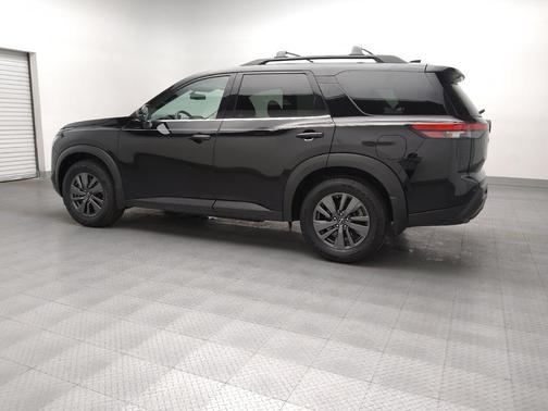 2022 Nissan Pathfinder SV 2WD