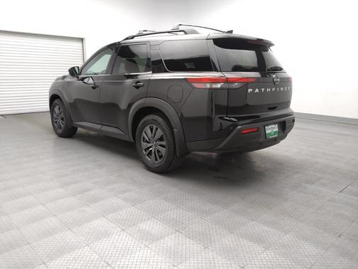 2022 Nissan Pathfinder SV 2WD