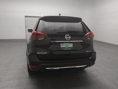 Magnetic Black Pearl 2019 Nissan Rogue SL
