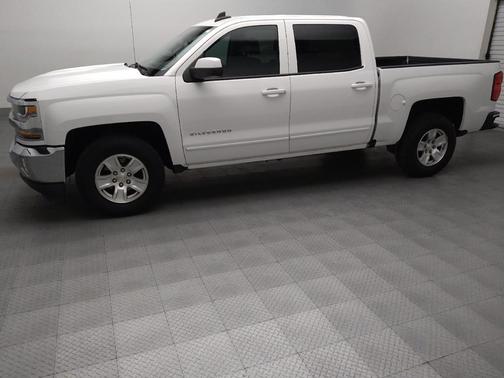 Summit White 2018 Chevrolet Silverado 1500 1LT