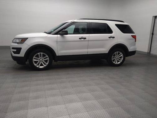 Oxford White 2017 Ford Explorer Base