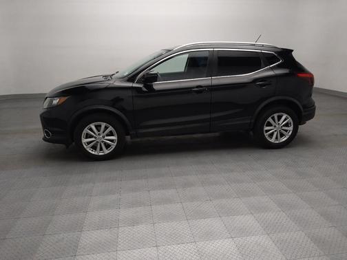 Magnetic Black 2017 Nissan Rogue Sport SV