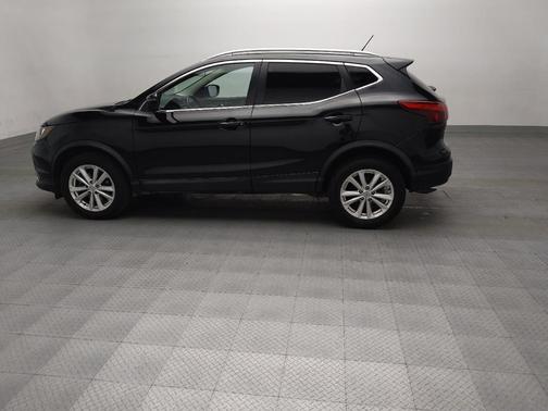 Magnetic Black 2017 Nissan Rogue Sport SV