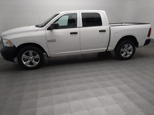 Bright White Clearcoat 2016 RAM 1500 Tradesman