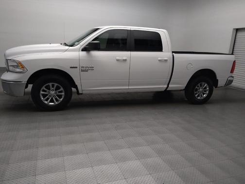 2019 RAM 1500 SLT