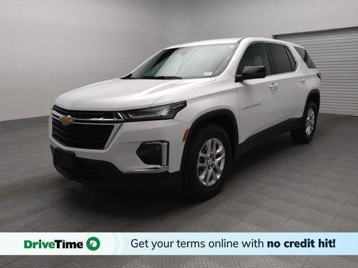 Summit White 2023 Chevrolet Traverse LS