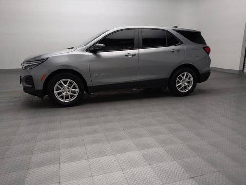 Sterling Gray Metallic 2024 Chevrolet Equinox LS