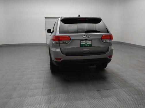 Billet Silver Metallic Clearcoat 2018 Jeep Grand Cherokee Laredo E