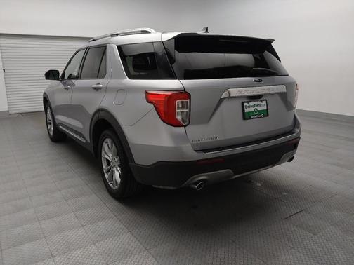 Iconic Silver Metallic 2024 Ford Explorer Limited