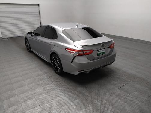 Celestial Silver Metallic 2020 Toyota Camry SE