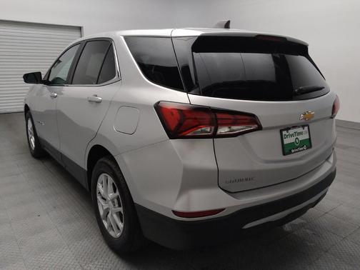Silver Ice Metallic 2022 Chevrolet Equinox 1LT