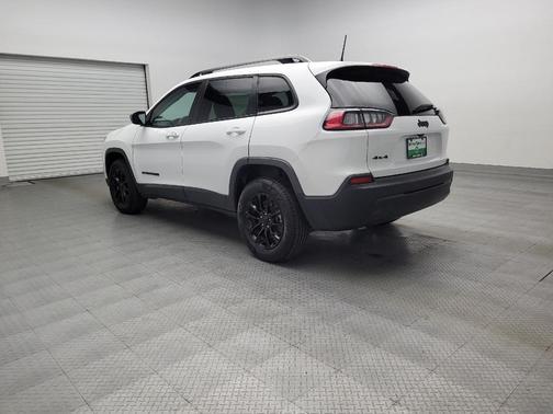 2023 Jeep Cherokee Altitude