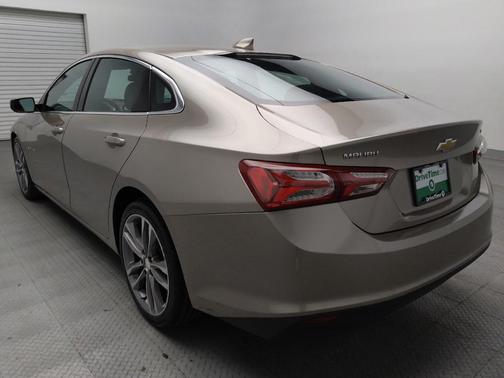 Mineral Gray Metallic 2022 Chevrolet Malibu FWD LT
