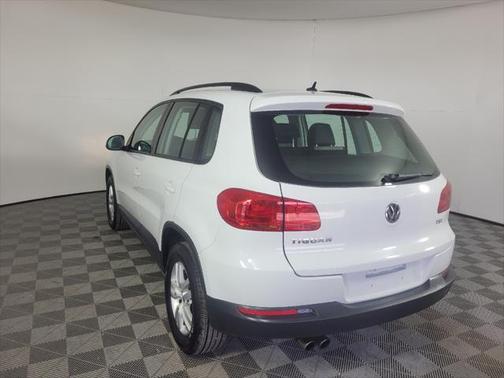 2016 Volkswagen Tiguan S