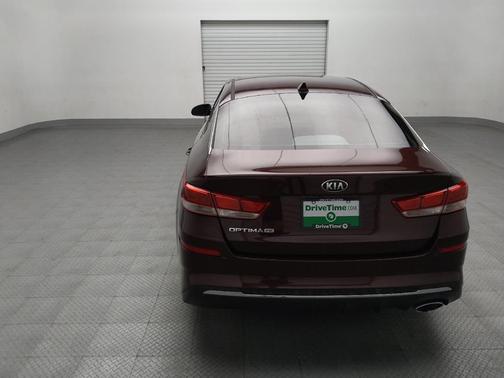 Sangria 2020 Kia Optima LX