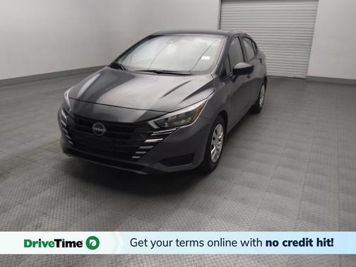 Gun Metallic 2025 Nissan Versa 1.6 S