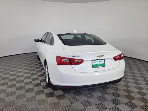 Summit White 2023 Chevrolet Malibu FWD 1LT
