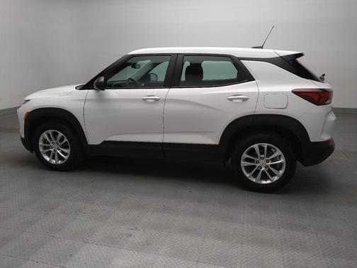 White 2024 Chevrolet Trailblazer LS