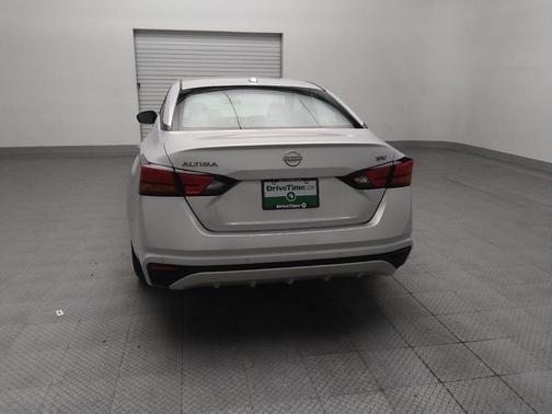 Brilliant Silver Metallic 2024 Nissan Altima 2.5 SV