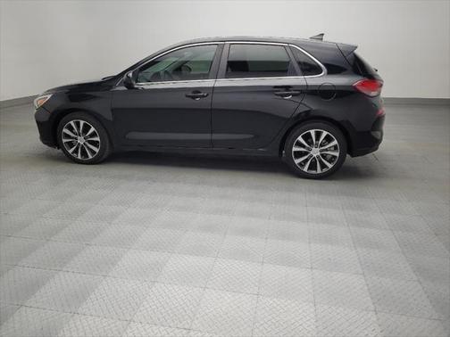 2019 Hyundai Elantra GT Base