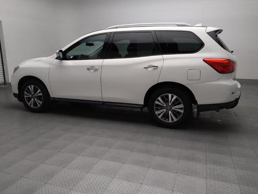 2019 Nissan Pathfinder S