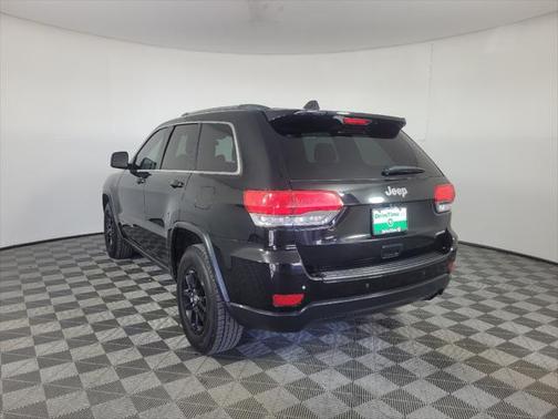 2019 Jeep Grand Cherokee Laredo
