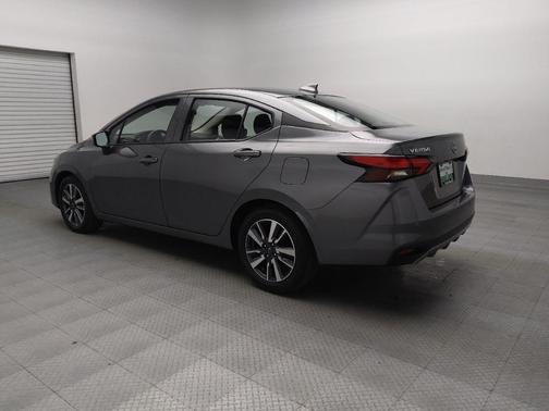 2024 Nissan Versa 1.6 SV