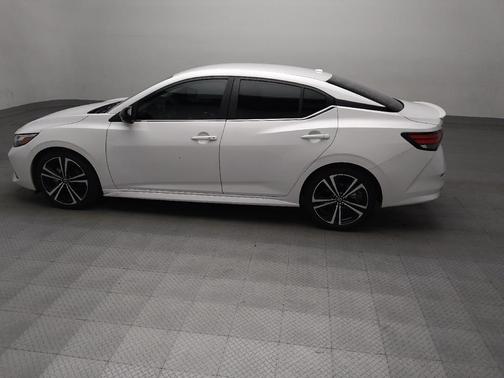 White 2021 Nissan Sentra SR