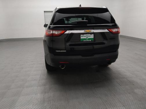 Mosaic Black Metallic 2020 Chevrolet Traverse LS