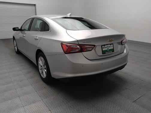 2021 Chevrolet Malibu FWD LT